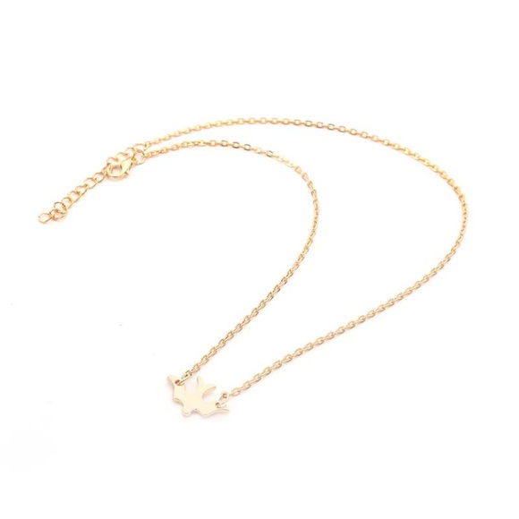 Boutique Elegant Bird Choker Necklace - Picture 3 of 7